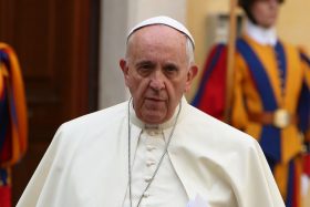 "Wer Frieden in Syrien will, muss aufhören, mit Waffen zu handeln": Papst Franziskus