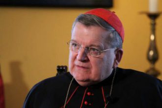 Kardinal Burke spricht über die Dubia - ein Jahr nach ihrer Veröffentlichung