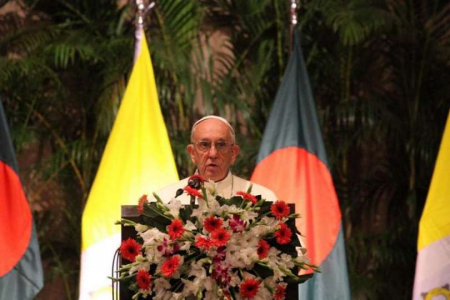 Franziskus lobt Bangladesch für Aufnahme muslimischer Flüchtlinge