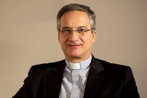 Ehemaliger Kommunikationschef des Vatikan hält Vortrag über Fake News