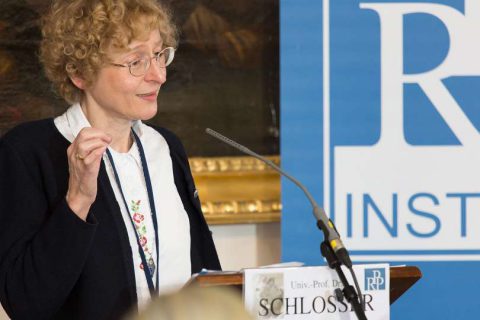 (© CNA Deutsch) Wikimedia / RPP-Institut (CC BY-SA 3.0 DE)