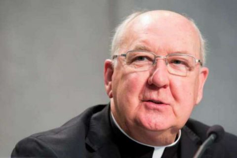 Priester können nicht glaubwürdig auf Ehe vorbereiten: Kardinal Farrell